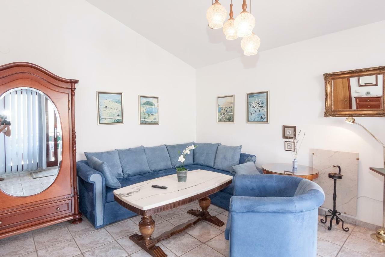 Ferienwohnungen Velijoze Poreč Exterior foto